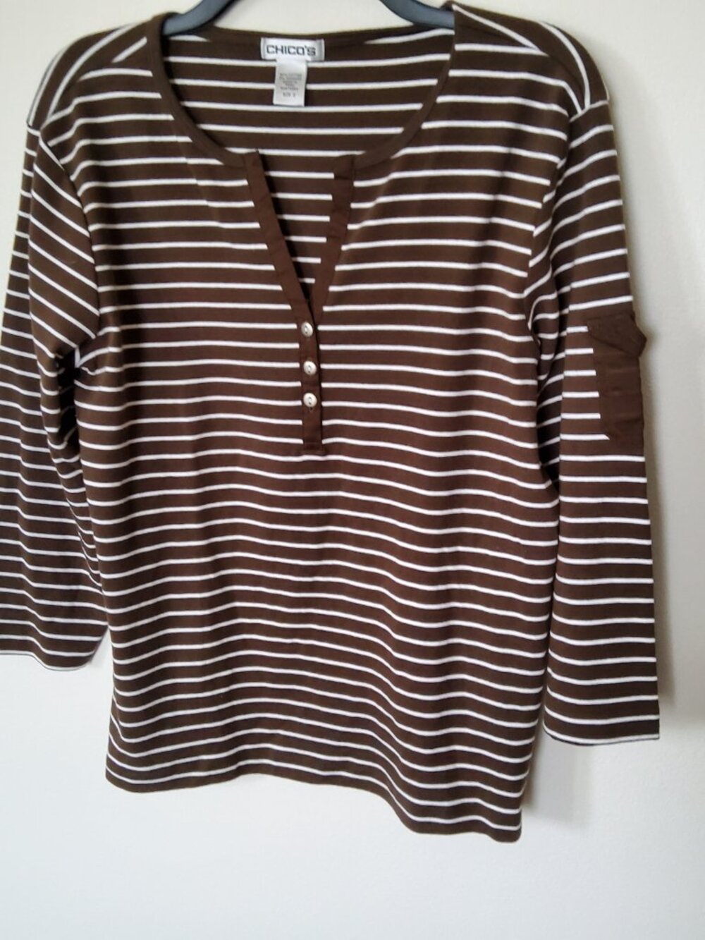 Chico's Henley style blouse in Brown and White strips size 2 or size 12